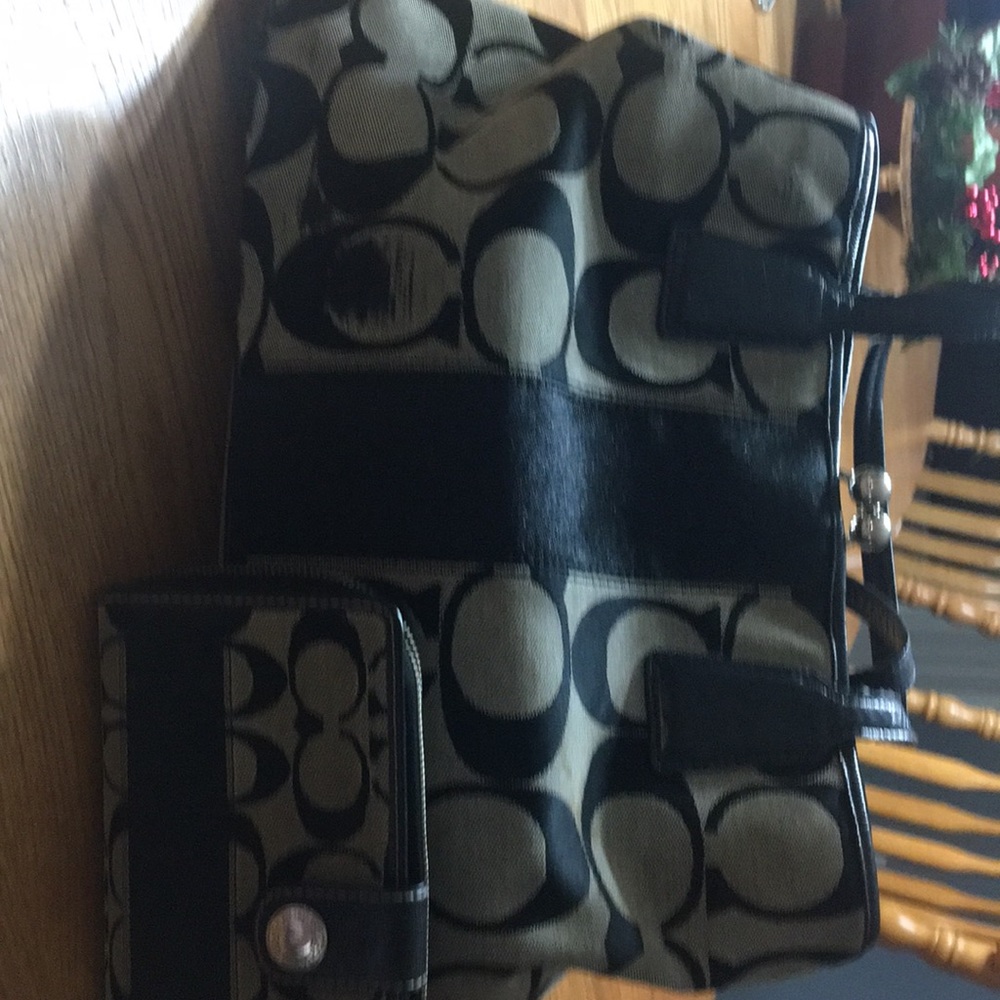 Shoulder bag
